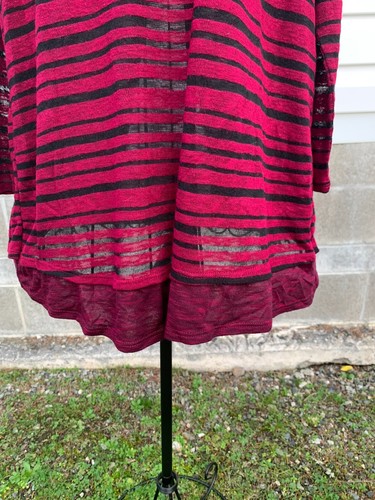 Forever 21 Plus Size XL Burgandy and Black Striped 3/4 Sleeve Tunic - Picture 5 of 10