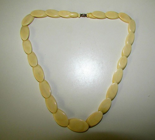 ANTIQUE ART DECO CARVED OVAL BEADS NECKLACE SPECIAL - Picture 5 of 9