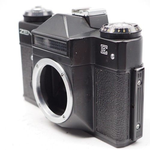 Zenit E 35mm Spiegelreflexkamera Body 1981 Last Year Made, revidiertes Logo und Abdeckung X016 - Bild 6 von 11