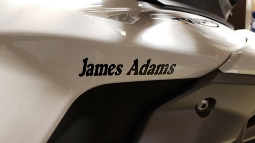 2 x PERSONALISIERTE/INDIVIDUELLE MOTORRAD MOTORRAD TANK VERKLEIDUNG NAMEN AUFKLEBER - Bild 1 von 25