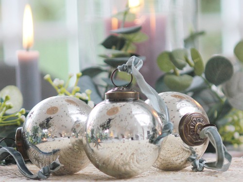 COPO DE NIEVE DE VIDRIO PLATEADO ESTRELLA ÁRBOL CHIC ORNAMENTO GRABADO DE COLECCIÓN NAVIDAD - Imagen 3 de 6