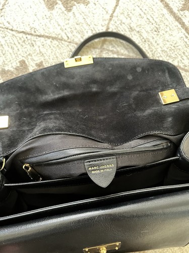 Marc Jacobs Black Leather and Suede Metropolitan Bag - Picture 17 of 21