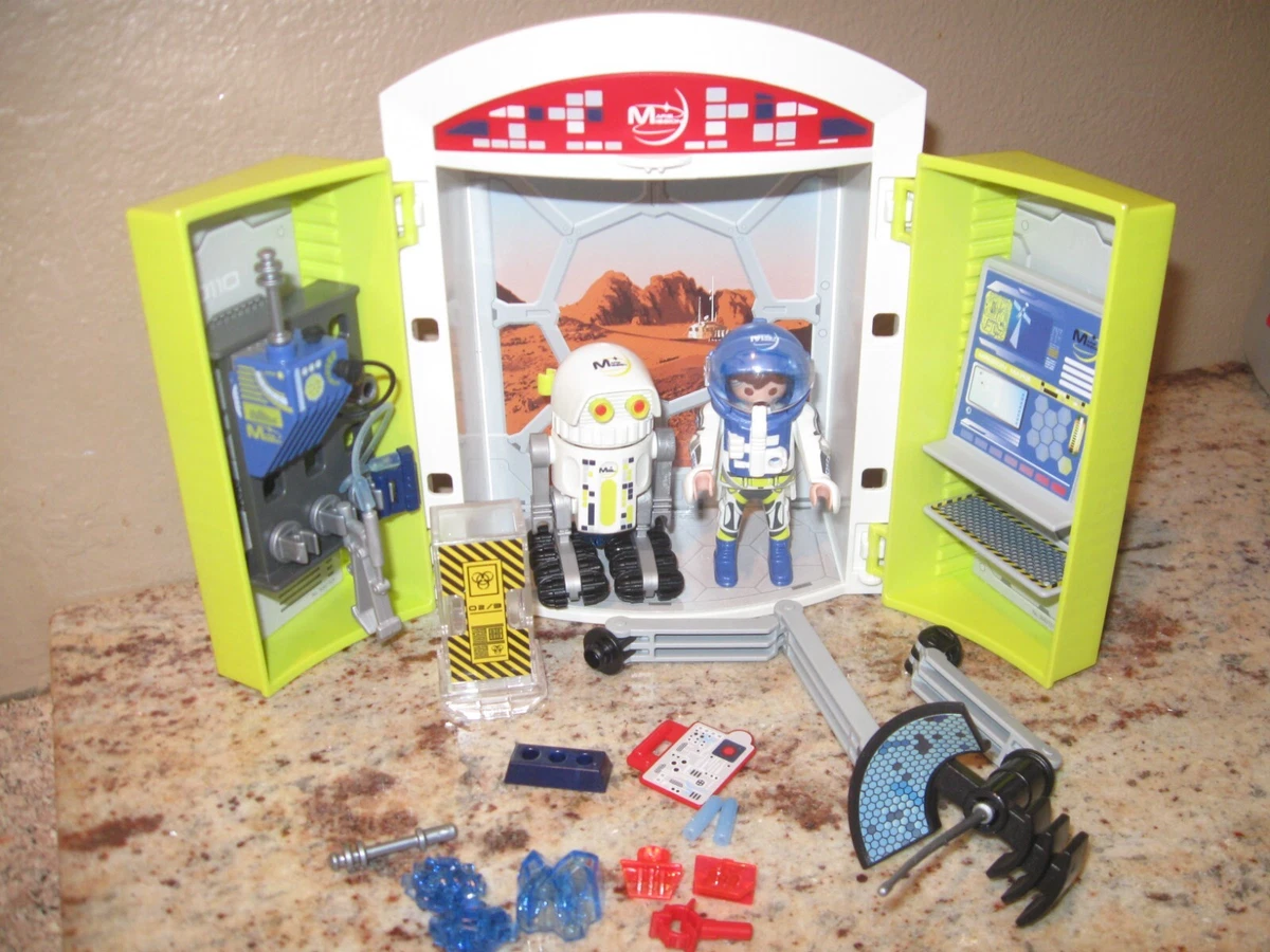 PLAYMOBIL SPACE MARS MISSION PLAY BOX #70110- ROBOT &ASTRONAUT-STORAGE CASE