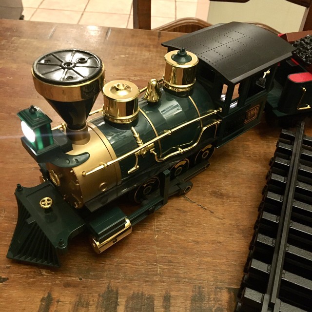Scientific Toys G Scale Train Engine 9714 Pennsylvania Green for sale