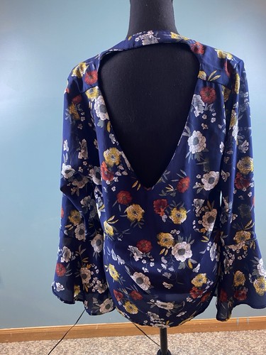Glockenärmel Damen Rayon dunkelblau Blumen Größe XL - Bild 15 von 15