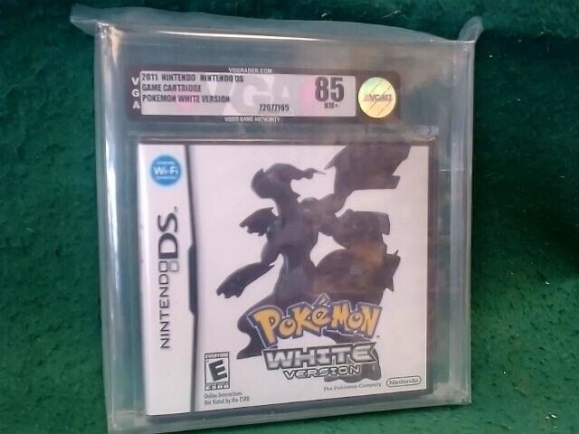 NINTENDO DS POKEMON WHITE VERSION SEALED VGA GRADED 85 NM+