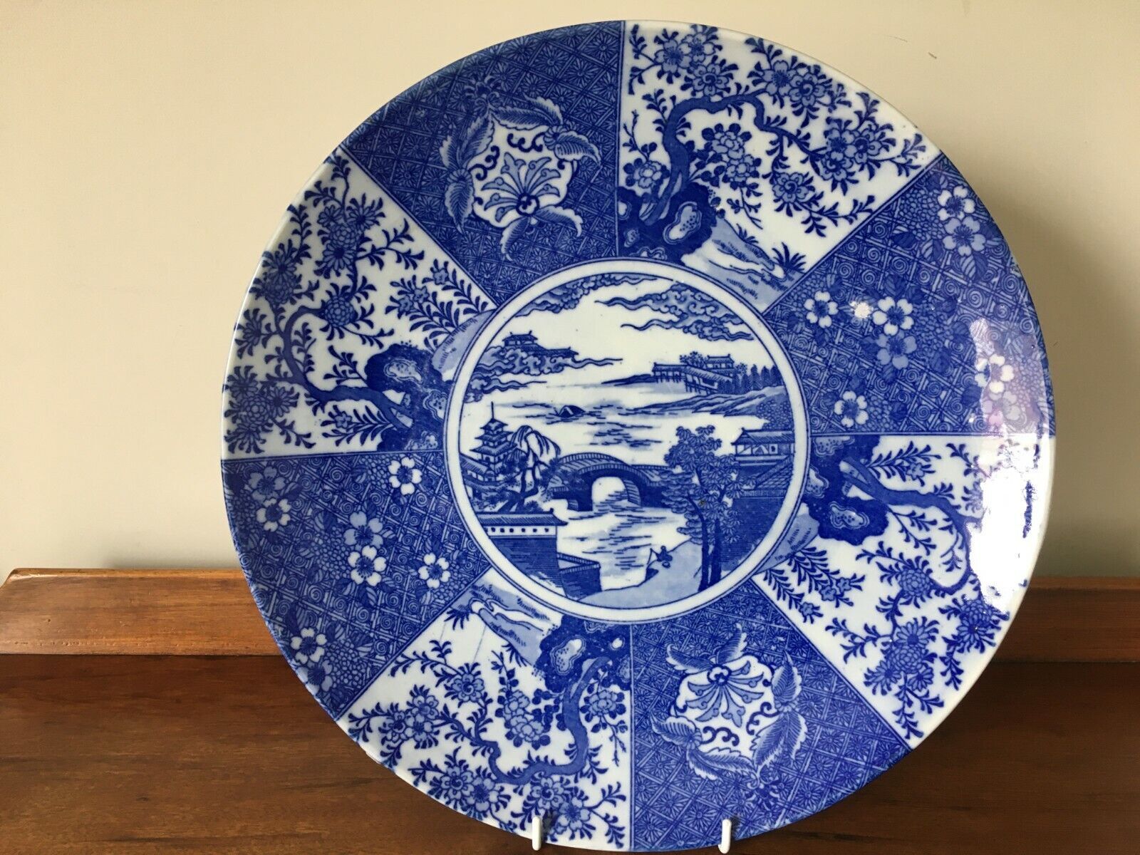 Picture 1 of 12