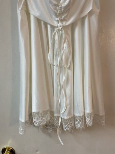 White Satin & Eyelash Lace Corset style Mini Dress Dress Up Festival New L Large - Picture 13 of 16