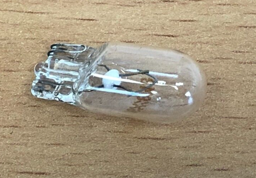 Original Ford Innenraum Glühbirne (12 V/6 W) 1715400 - Bild 2 von 3