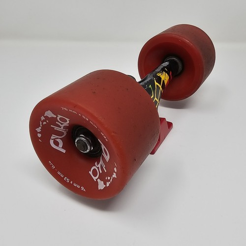 Camiones de longboard THUNDER de colección rojo y negro con ruedas PUKA - Imagen 6 de 14