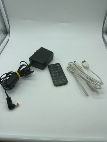 Sony DPF-D70 S-Frame 7" Digital Picture Frame With Remote Open Box-TESTED - Picture 2 of 2