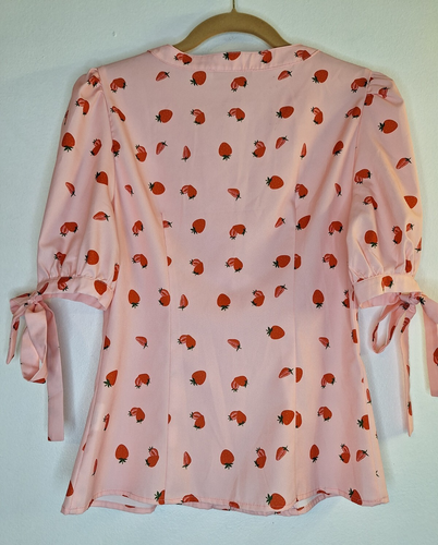 Women's Powder Pink Strawberry Print Button Up Shirt Sz Small Babydoll Coquette - Picture 3 of 9
