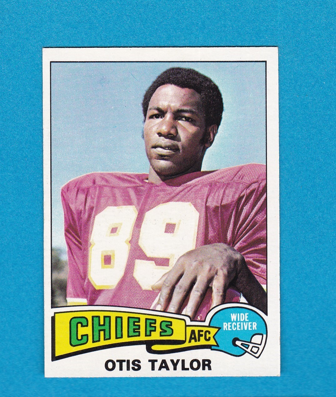 1975 TOPPS FOOTBALL SET BREAK 75 OTIS TAYLOR CHIEFS NM+
