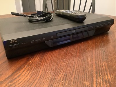 JVC XV-S300BK DVD/SVCD/VCD/CD Player with Remote - Tested Working