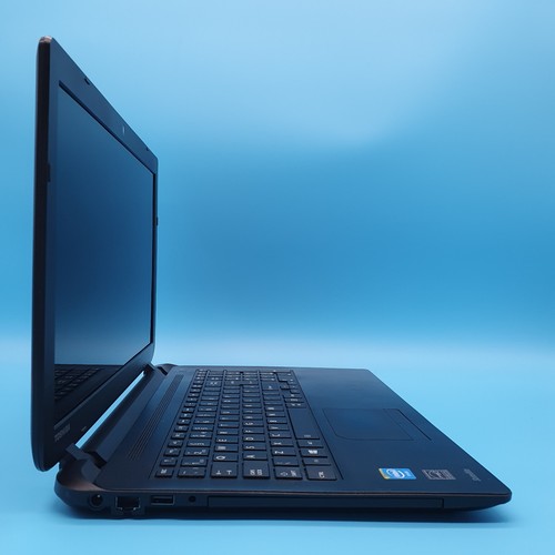 Toshiba Satellite C50-B-14D Laptop, Intel Celeron N2830, 4GB RAM, 500GB HDD - Picture 4 of 8