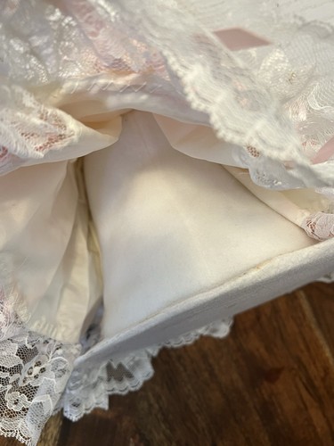 Vestido hecho a mano vintage con estampado de conejo de felpa de mesa de conejito 17 pulgadas decoración de Pascua - Imagen 3 de 3