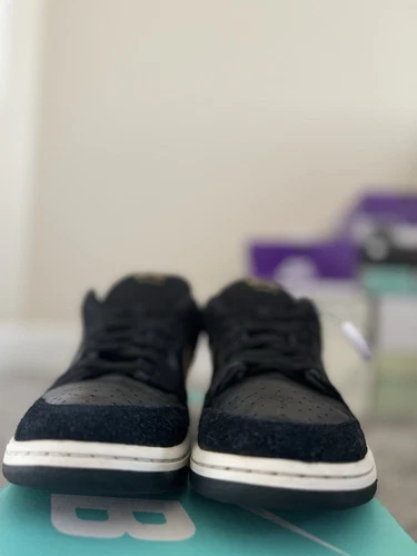 NIKE DUNK LOW PRO SB BLACK / METALLIC GOLD BLACK 304292 072 SIZE 10 