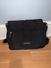 Tommy Hilfiger Borsa Messenger Uomo Nera Chiusura Zip Cinghia Regolabile Casual