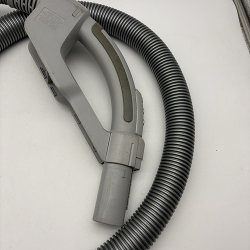 Manguera eléctrica Electrolux con mango limpieza profunda Ultra silenciador bote aspiradora EL7061 - Imagen 2 de 7