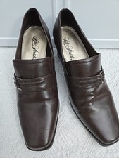 Life Stride Shoes sz 10M Syncable Stacked Look Heel Loafers Metal Buckle