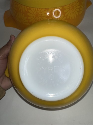 VINTAGE PYREX YELLOW ORANGE SUNFLOWER DAISY CINDERELLA NESTING MIXING BOWL SET 4 - Picture 7 of 12