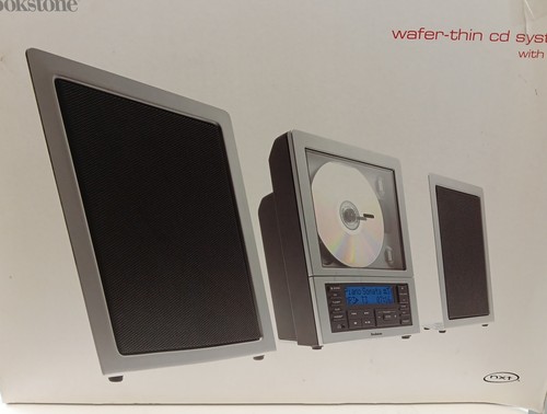 Brookstone Wafer-thin Cd System con MP3, altoparlanti subwoofer e telecomando nuovo con scatola - Foto 4 di 9
