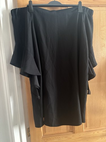 River Island schwarzes schulterfreies Kleid
