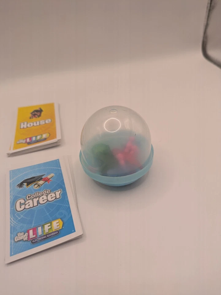 The Game of Life Electronic Banking 2014 Replacement Cards, 4 Cars, AND People!  - Image 4 of 4