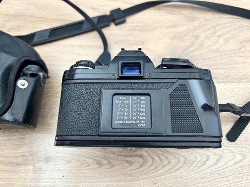 AS IS Lot of 4 Assorted Film Cameras (Parts/Repair) - Picture 5 of 18