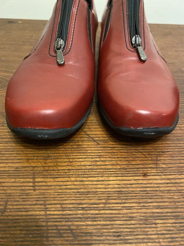 Munro American Berkley Red Leather Slip On Zip Up Walking Shoes Size 12 M - Picture 8 of 8