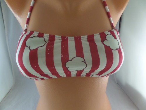 Nuevo con etiquetas Top de Bikini para Mujer Buceo Alto Lobby Treat Bandeau Talla M Rayas Rojo PIN -UP - Imagen 4 de 6