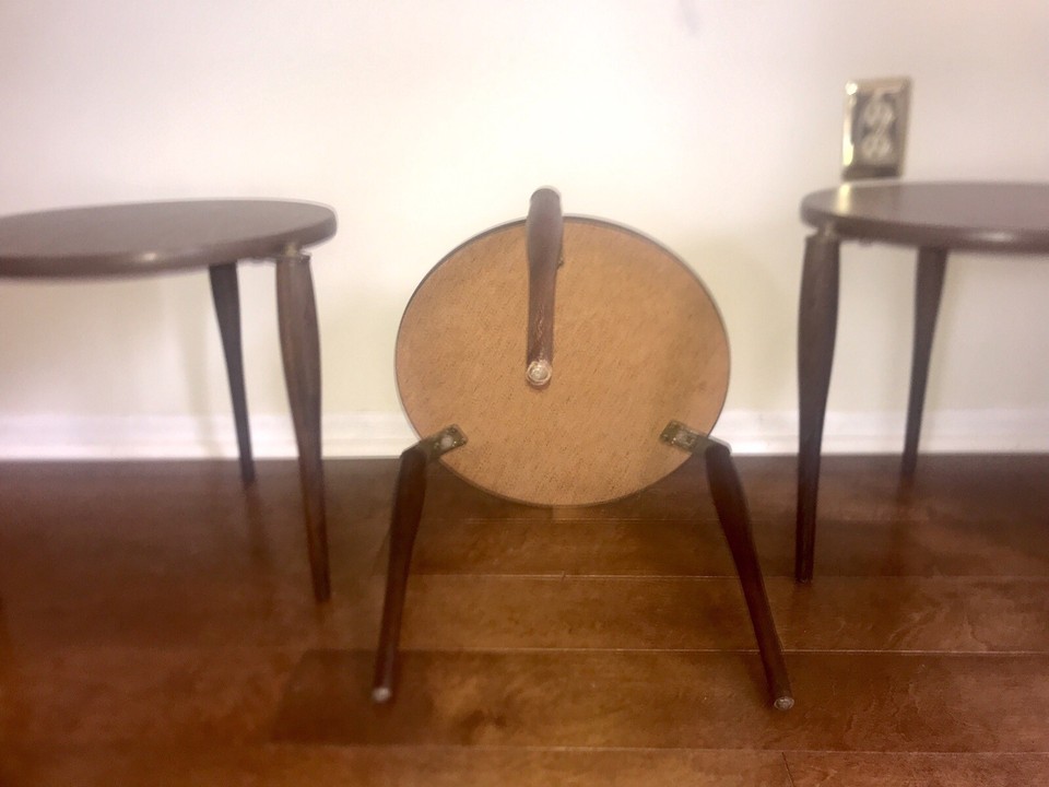 3 Mid Century Modern VTG Stacking Nesting Snack Tables. Walnut Spider