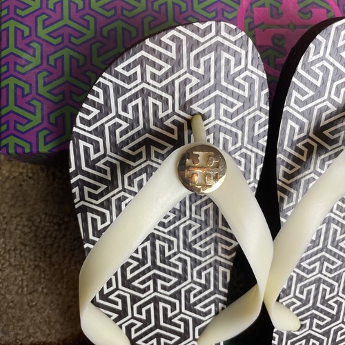 Tory Burch slippers - new with box Size 6. Color 3T White /brown - Picture 7 of 12