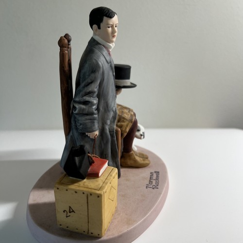 The 12 Danbury Mint Norman Rockwell Porcelain Figurine SELF PORTRAIT Sep 1980. - Picture 9 of 10