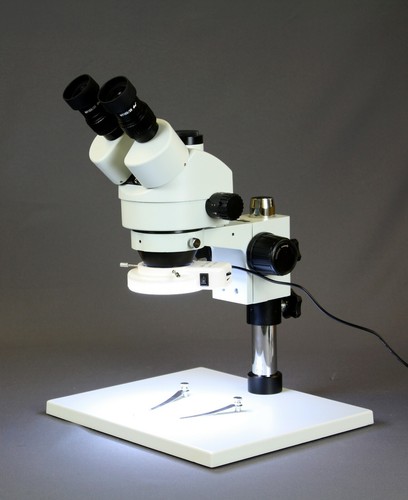 Parco 3.5X-90X Simul-Focal Trinocular Zoom Stereo Microscope w/ 5MP Camera - Picture 2 of 6