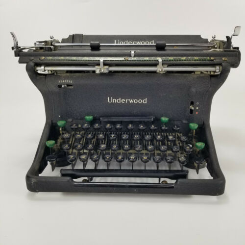 Antique Vintage Underwood Standard Typewriter 12-6112813 PARTS OR REPAIR ONLY - Picture 1 of 9