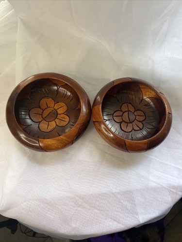 2-Vintage Hawaiian Floral Carved Wooden Bowls 6inch Boho Trinket - Foto 1 di 10