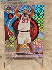 2023-24 Topps Finest Checkerboard Refractor #96 Grant Hill Detroit Pistons