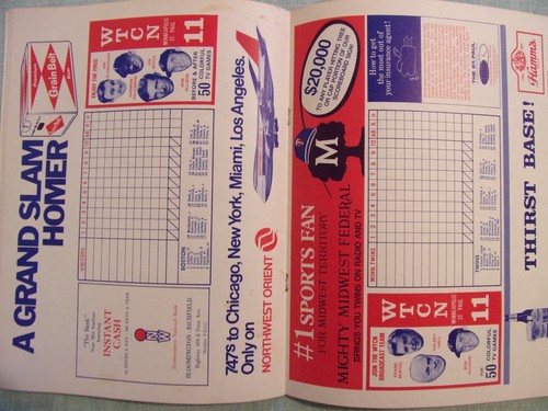 1971 Minnesota Twins Official Program & Score Card VERY NICE - Picture 3 of 7