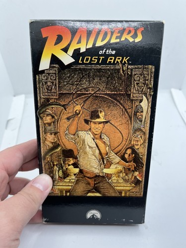 Paramount Indiana Jones and the Raiders of the Lost Ark VHS Tape - Picture 2 of 9