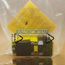 1PCS New For Turck Proximity Sensor NI20-CP40-VP4X2/S100