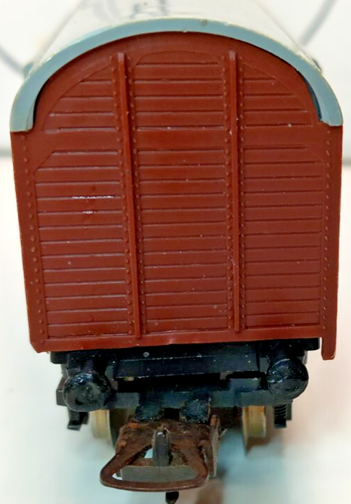 Picture 4 of 24
