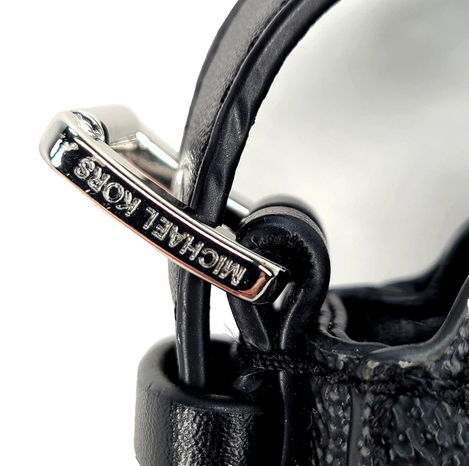 Michael Kors Purse Messenger Camden Leather Medium Black NWT Originally $228 - Image 4 of 4