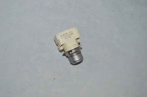 00165281 Bosch Thermistor OEM 165281 - Picture 1 of 3