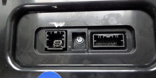 AM/FM Stereo Radio Control 10.2in Infotainment Display Chevrolet Tahoe Suburban - Picture 7 of 9