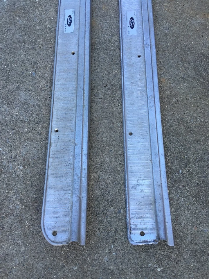 Placas escalonadas Mercury Comet 1965. Foto 3 de 4