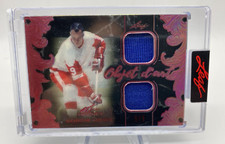 2021-22 Leaf Art of Hockey GORDIE HOWE Objet d'Art Dual Jersey 6/9 Red Parallel