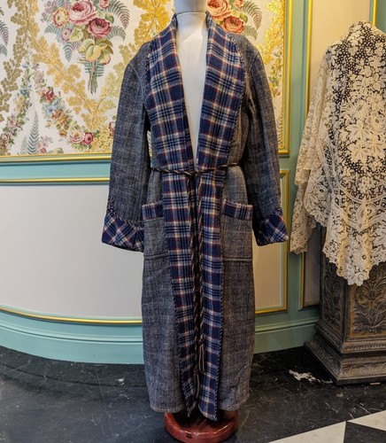 VICTORIAN 19TH C MEN’S BLUE PLAID WOOL DRESSING GOWN - Picture 1 of 9