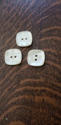 Buttons Sewing Crafts Scrapbooking Junk Journal - Picture 4 of 6