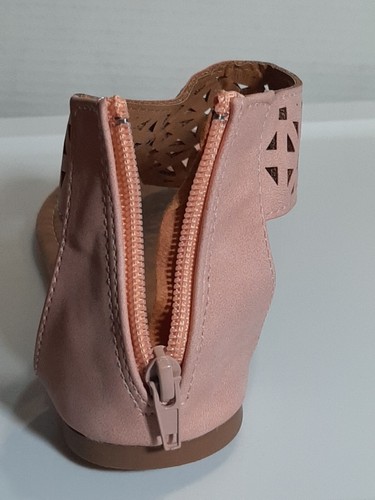 Women's Thong Flat T-Strap Ankle Strap Sandals Size 8 New - Picture 8 of 12